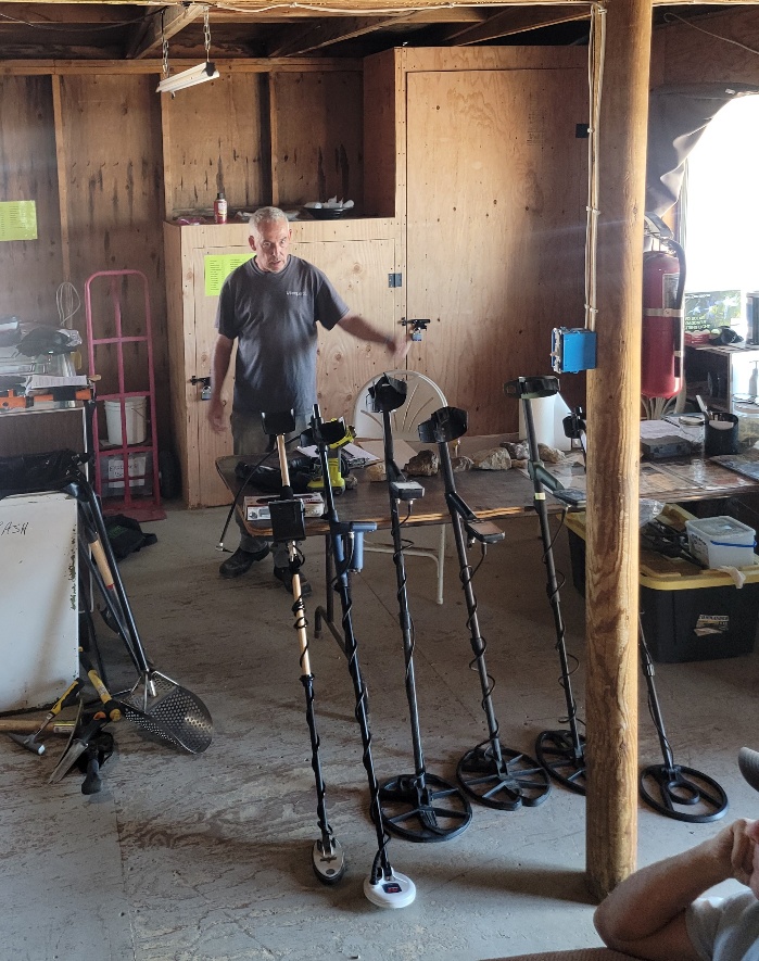 metal-detectors
